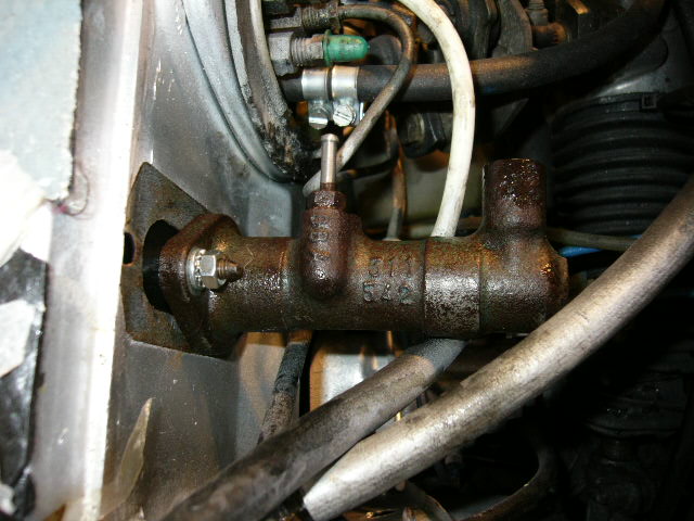 Assisted Clutch Parts - Master Cylinder